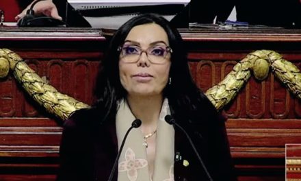 En una Ciudad como la nuestra, la identidad no se construye desde escritorios; si desde la calle, en la plaza y en el barrio