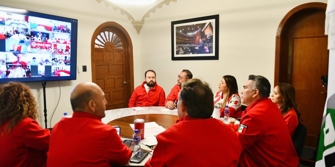 ENCABEZA ALEJANDRO MORENO REUNIÓN DE EVALUACIÓN CON DIRIGENCIAS ESTATALES DEL PRI