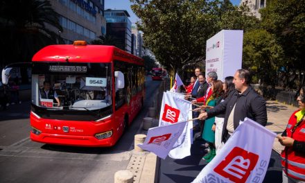 Pone en marcha Clara Brugada nueva ruta Quetzalcóatl del Metrobús; con esto se fortalece la electromovilidad, asegura