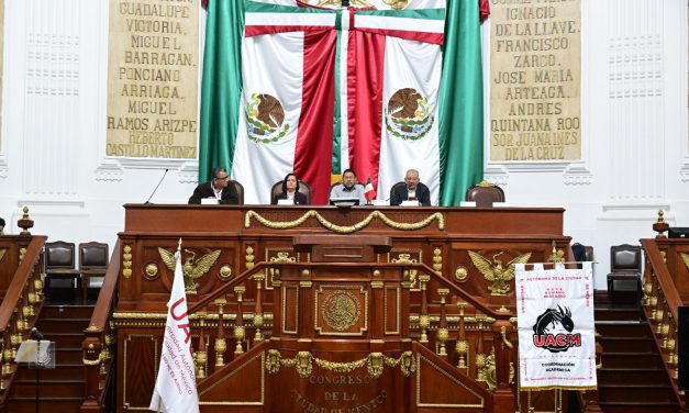 Celebran en el Congreso CDMX 25 años de la UACM