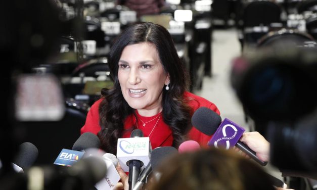 KENYA LÓPEZ EXIGE ACLARACIÓN DEL PLAN “B”