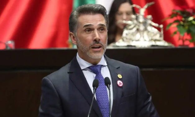 MORENA SUSPENDE DERECHOS A SERGIO MAYER