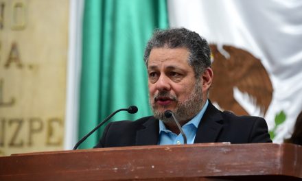 Piden espacios dignos de espera para familiares en hospitales