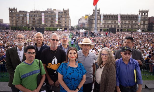 Entrega Clara Brugada apoyos a 20 mil hombres de 60 a 64 años de edad, la meta en 2026 es cubrir 154 mil apoyos