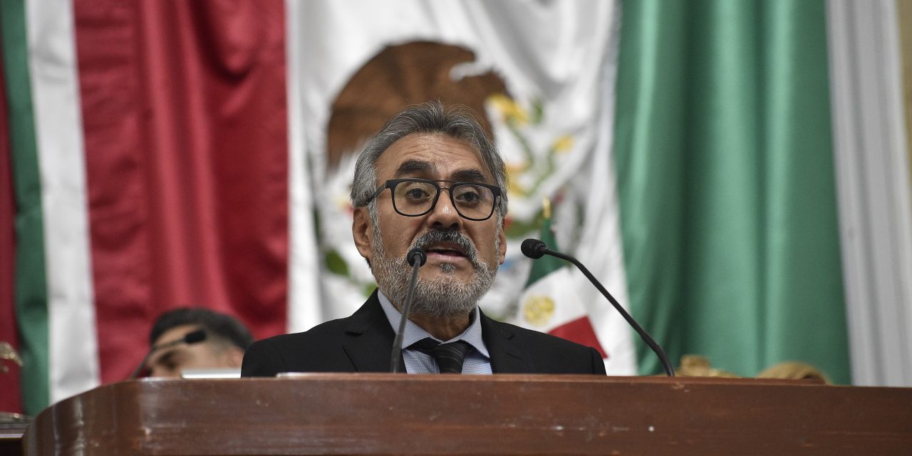 Presentan iniciativa contra cobros excesivos por parte de las instituciones bancarias