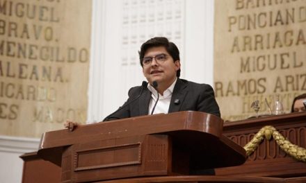 Aprueba Congreso medidas contra el maltrato hacia médicos residentes en la Ciudad de México