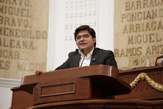 Aprueba Congreso medidas contra el maltrato hacia médicos residentes en la Ciudad de México