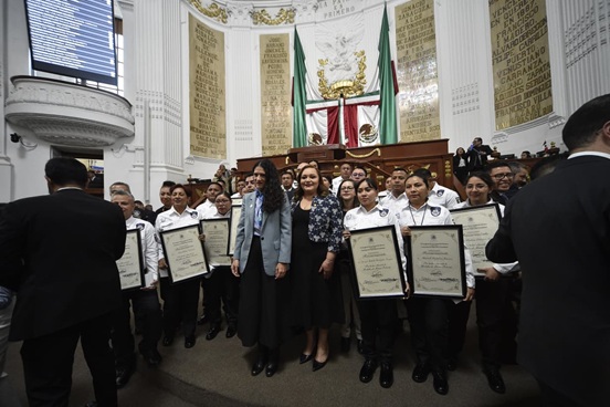 Entrega Congreso de la Ciudad de México120 “Medallas al Mérito Policial”