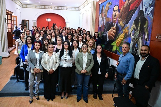 Congresistas de MORENA se reúnen con trabajadoras del Metro